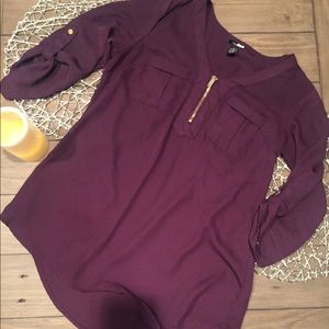 Plum polyester blouse with zipper detail sz M